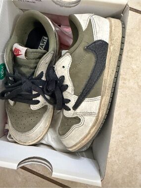 Travis Scott nike shoes boys
